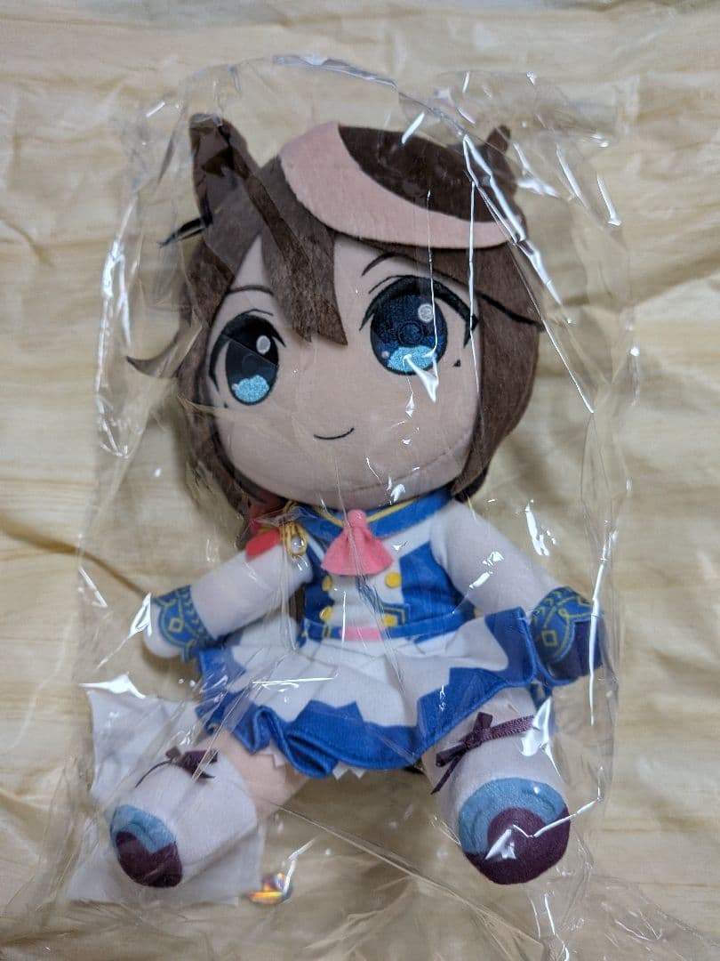 ウマ娘　ぬいぐるみ　トウカイテイオー　Gift ギフト