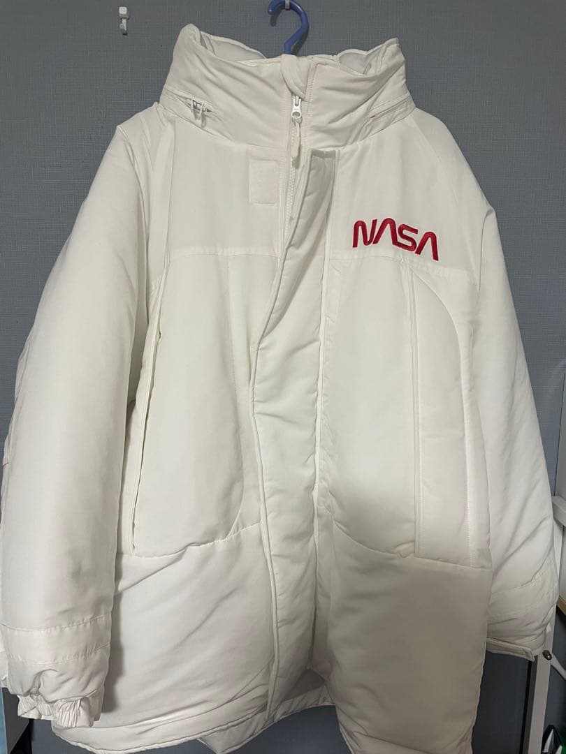 NASA ウマ娘 コスモピュエラ モンスターパーカー ホワイト Lサイズ